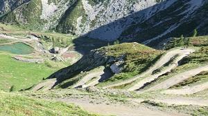 40 hairpins and a gradient of +25%